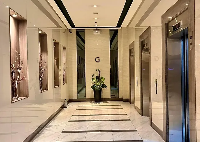 Big Unit In Newport Near Naia W Balcony Apartment Manila