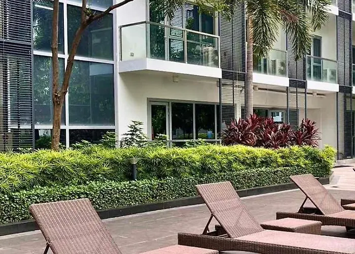 Big Unit In Newport Near Naia W Balcony Manila