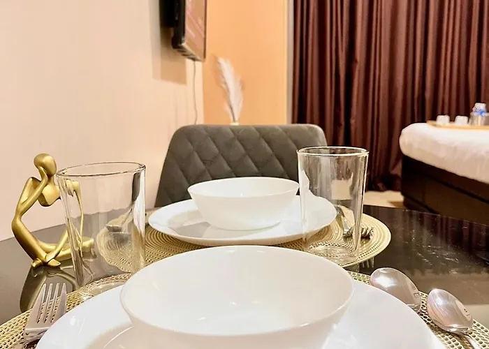 Apartment Big Unit In Newport Near Naia W Balcony Manila
